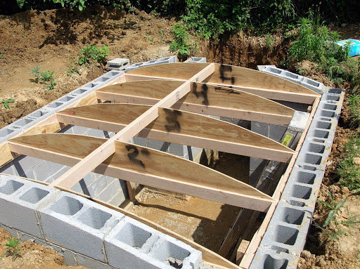 Building a Storm shelter / Root cellar Pt.1 