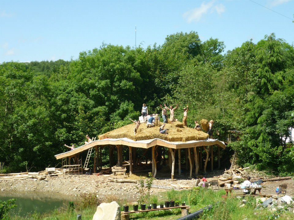 Is This The Most Beautiful Natural House You Have Ever Seen? - Walden Labs