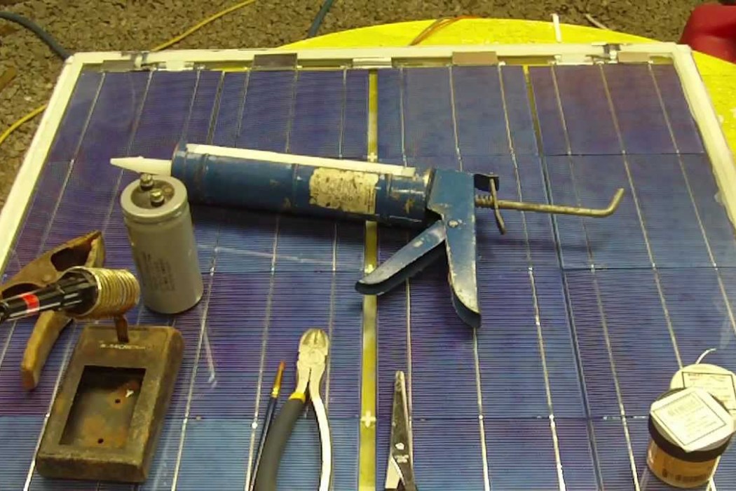 How to Get Cheap & Easy Off-Grid Power: DIY Solar Panel Video