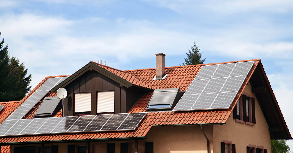 How Much Does a Solar Panel System Increase Your Home’s Value?