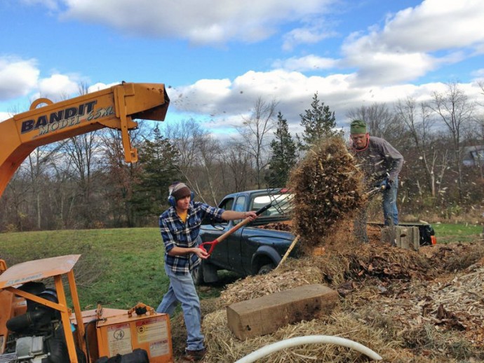 7 Steps to Build a Compost Water Heater For Hot Water Abundance