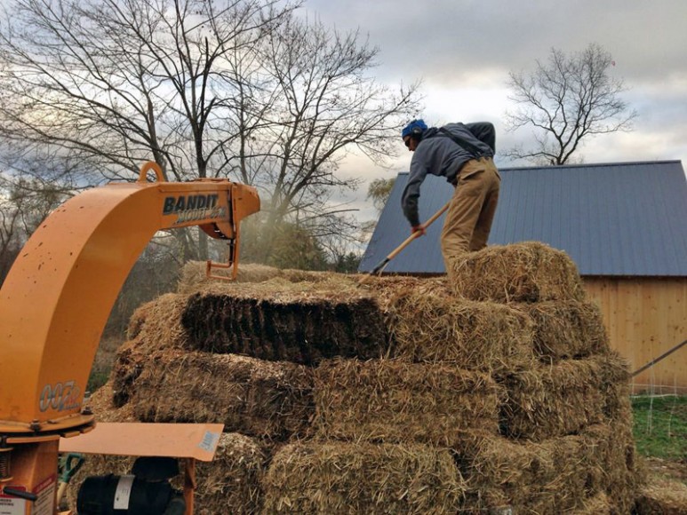 7 Steps to Build a Compost Water Heater For Hot Water Abundance