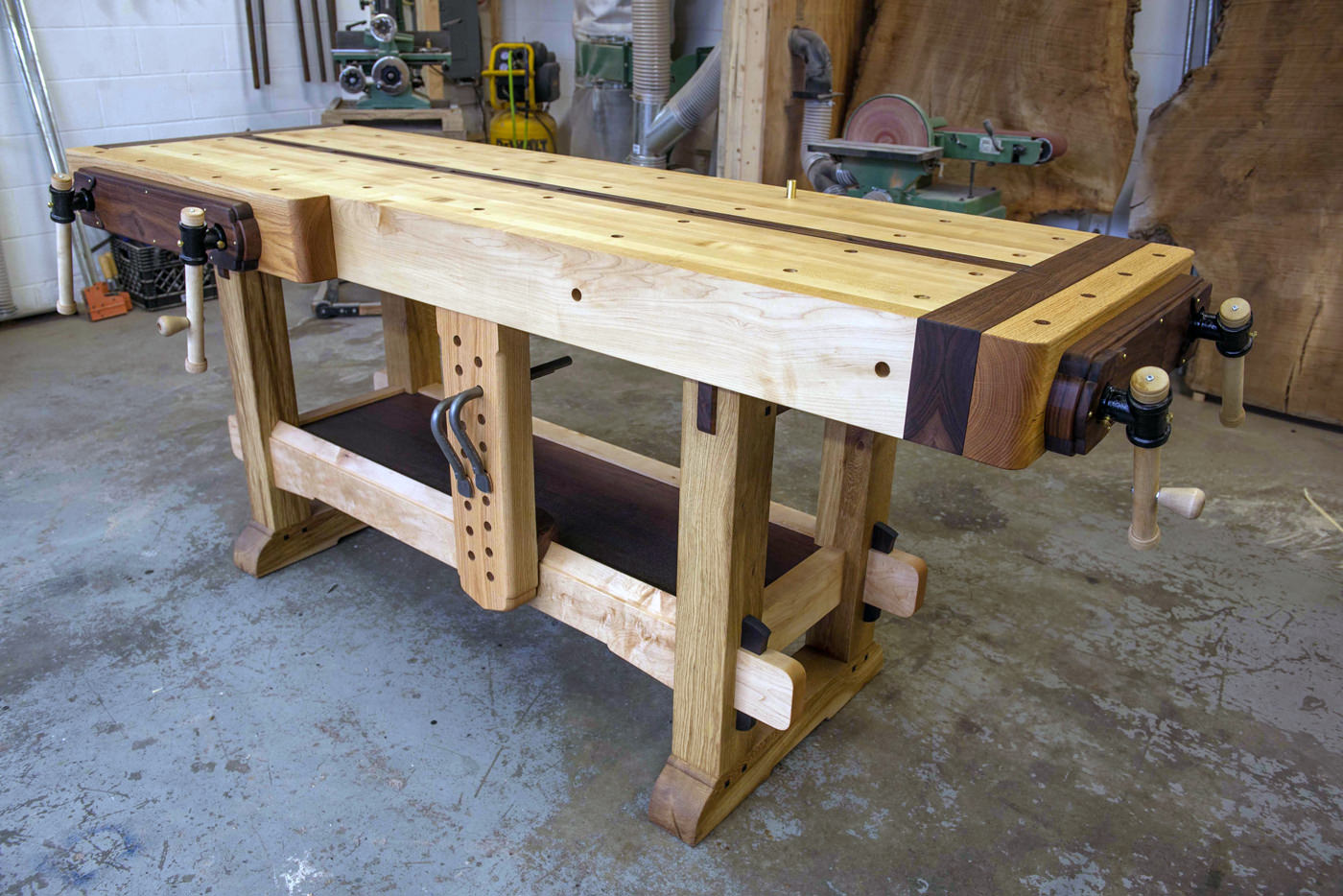 Woodworking workbench